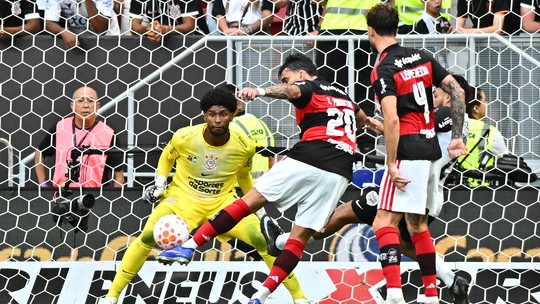 Paquetá vai de esperança a decepção em reestreia pelo Flamengo: "Não posso falhar um gol desses"