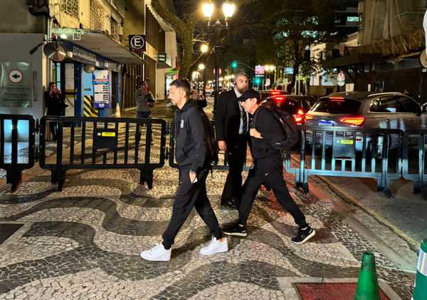 Corinthians enfrenta Grêmio em Curitiba pela Copa do Brasil; confira convocados.