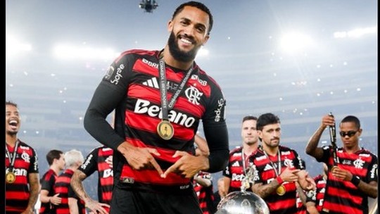 Flamengo se despede de Juninho, vendido para o futebol mexicano: "As ruas jamais vão esquecer"