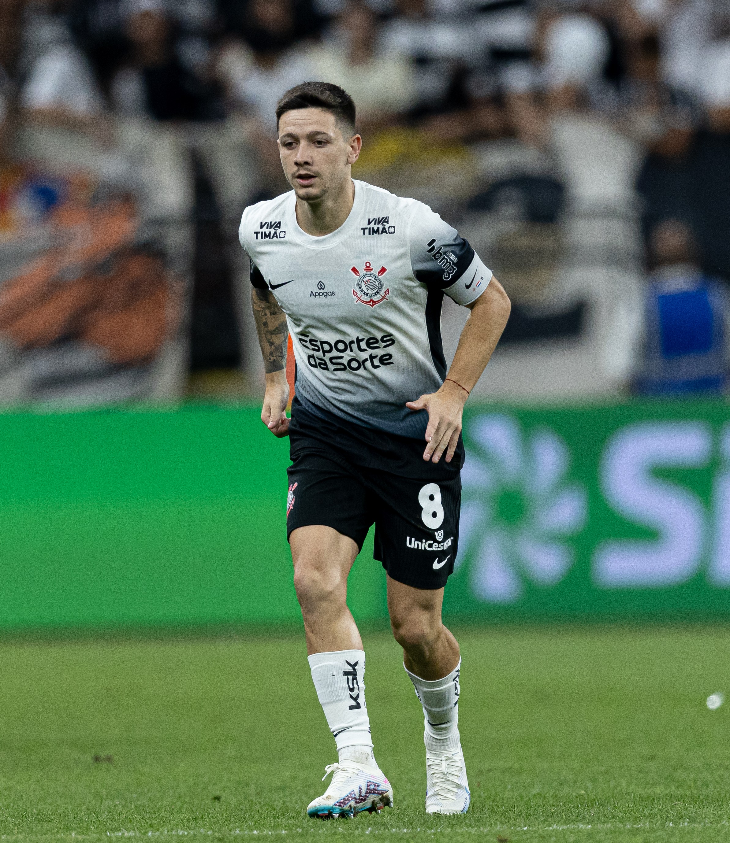 ATENÇÃO TOTAL NO TIMÃO! Comissão técnica cuida de peça-chave para os próximos desafios!