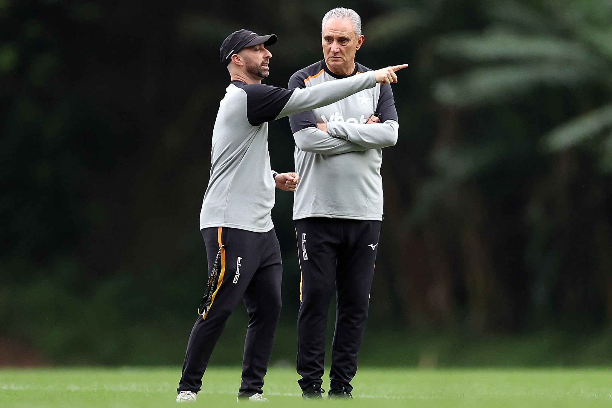 Entenda como renovação de Bellão com o Botafogo reflete novo momento na comissão de Tite