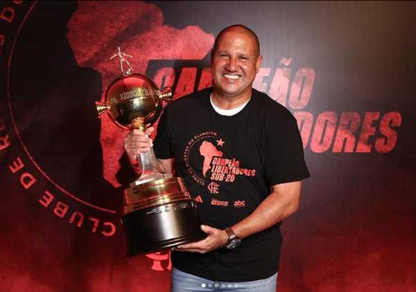 Mário Jorge deixa Flamengo e assume sub-17 da Arábia Saudita após Libertadores.