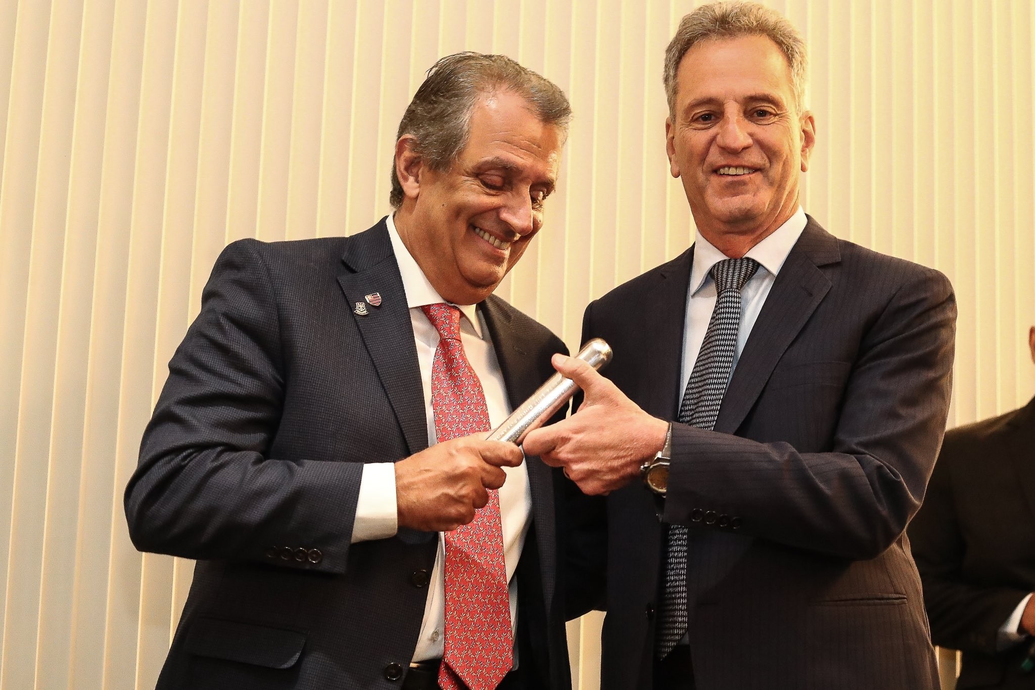 Bap desafia normas e busca proibir a influência de dirigentes de outros clubes no Flamengo