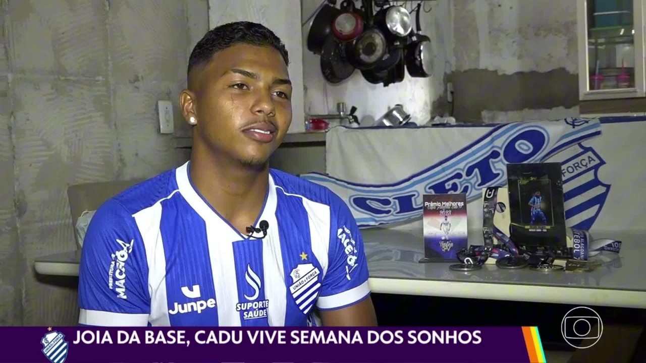 Destaque da base do CSA, Cadu é contratado pelo Vila Nova