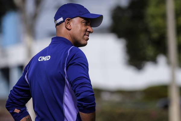 Pepa chega a acordo com Cruzeiro sobre rescisão e volta a Portugal para definir futuro