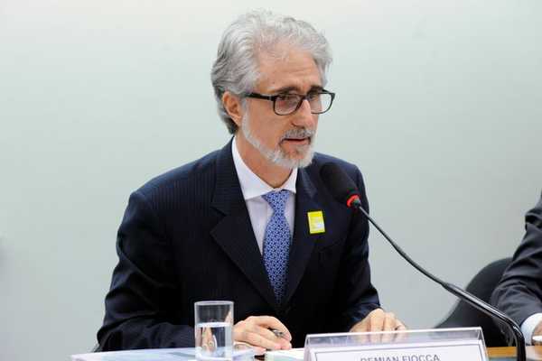 Flamengo nomeia ex-presidente do BNDES como vice de Finanças no clube