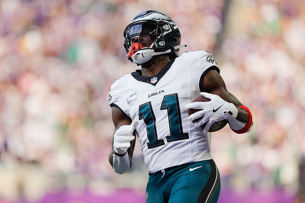 AJ Brown anota touchdown - Philadelphia Eagles x Minnesota Vikings — Foto: Bailey Hillesheim/Icon Sportswire via Getty Images