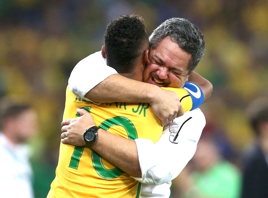 Micale relembra Neymar da Rio 2016 e avisa: "Se se entregar, vai ser o número 1"