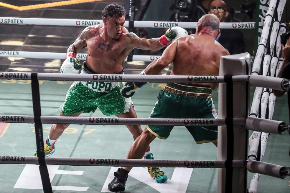 Popó vence Wanderlei por desclassificação — Foto: William Lucas e Gaspar Nóbrega/Inovafoto