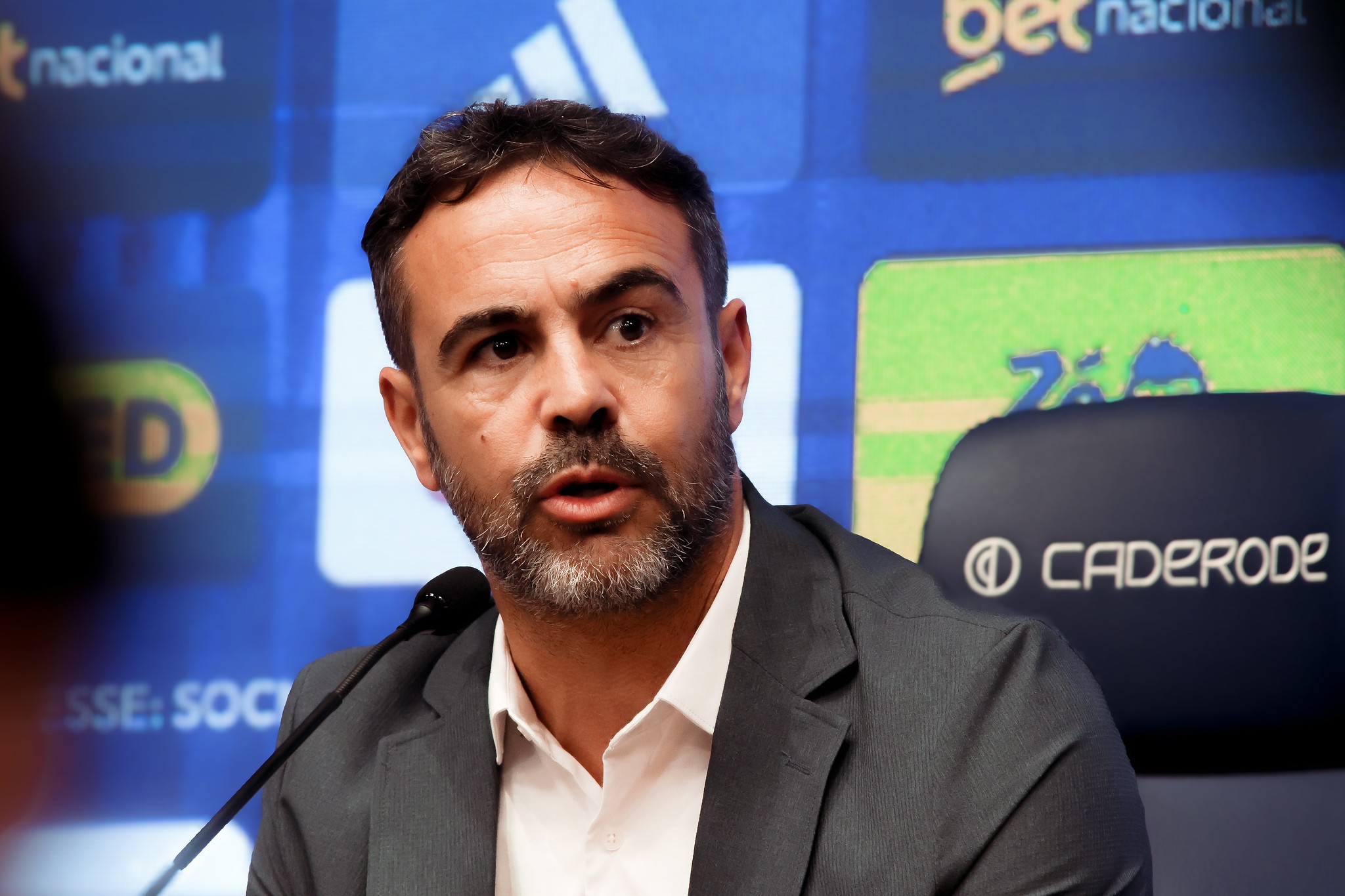 Os Principais Desafios de Artur Jorge à Frente do Cruzeiro: Rumo à Reconstrução