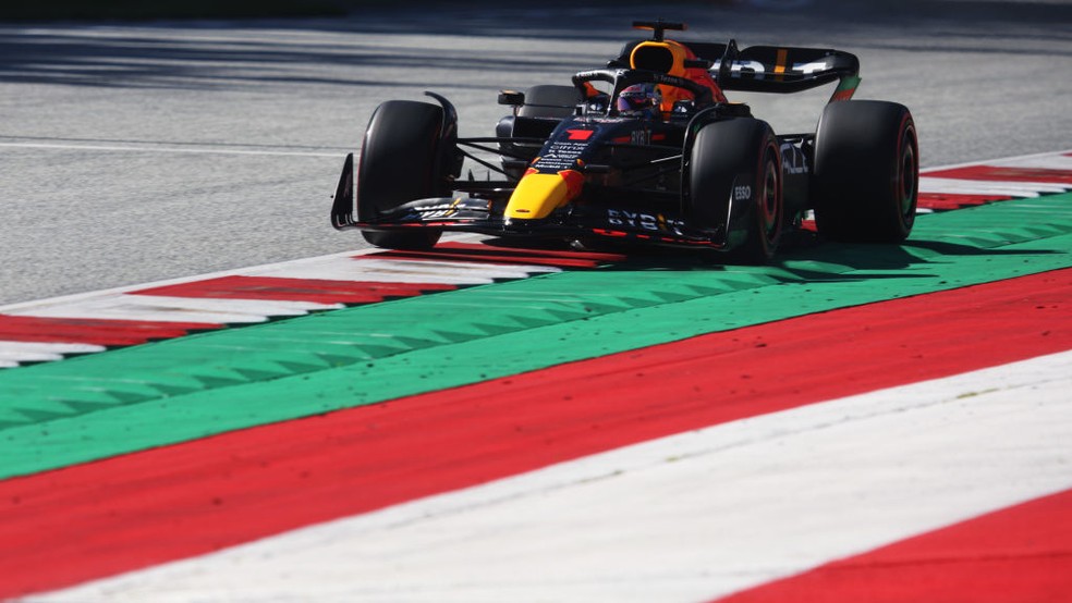 F1: Verstappen lidera primeiro treino do GP da Áustria