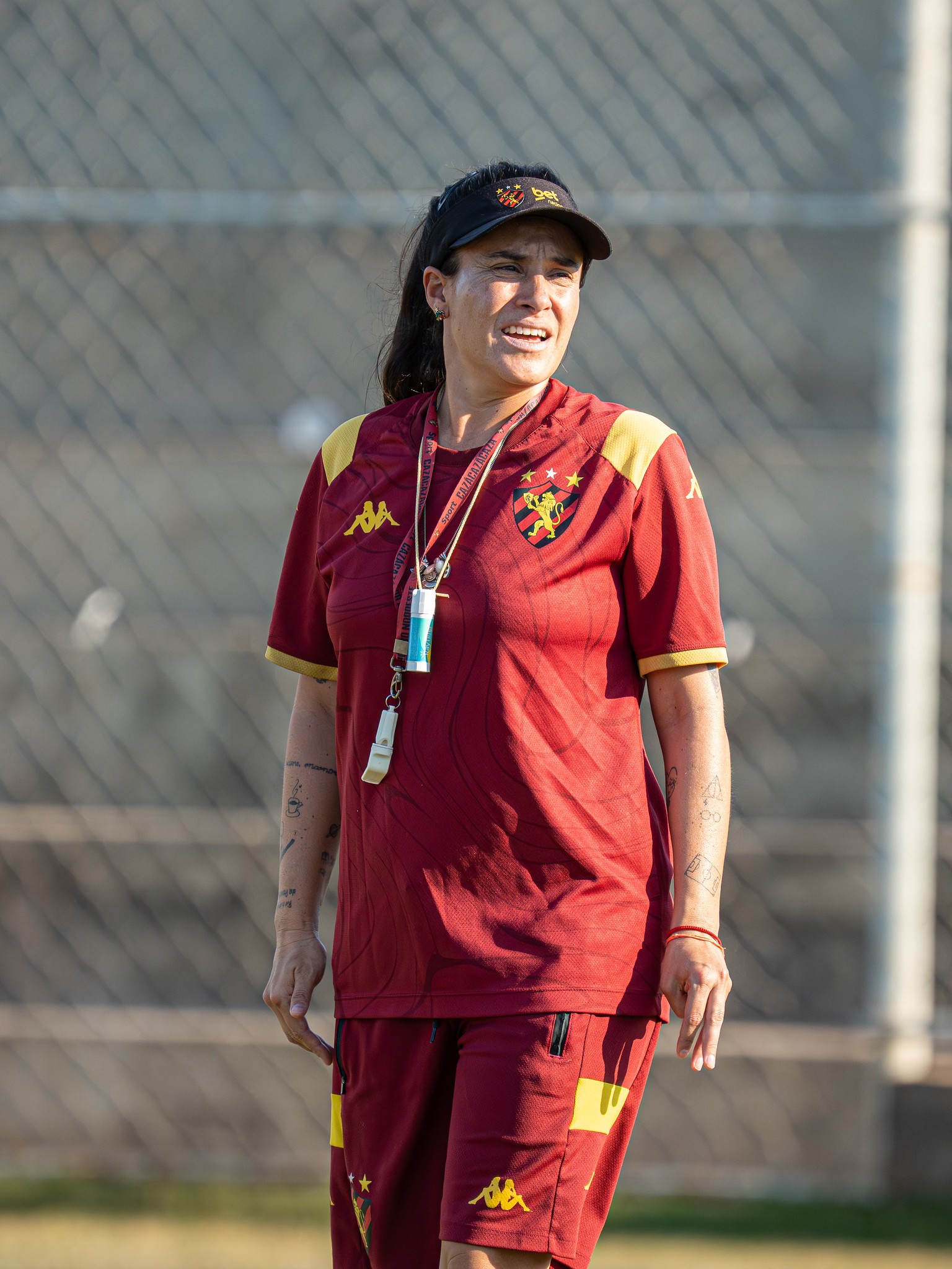 Sport demite técnica Macarena Deichler do futebol feminino