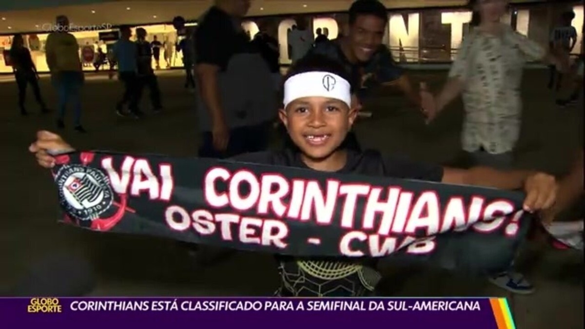 Corinthians investe em mercado digital e inclui Memphis em sua estratégia.