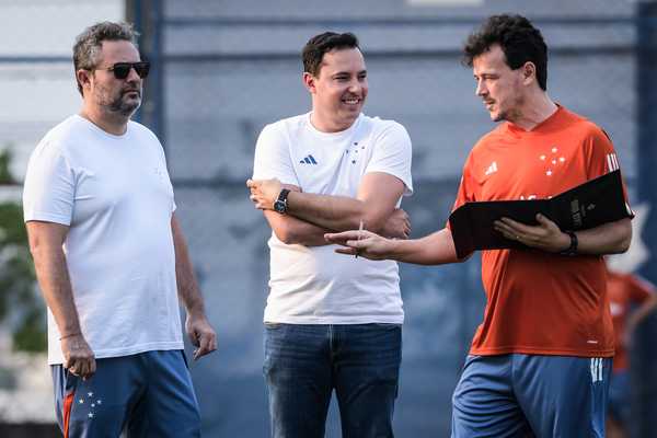 Cruzeiro avalia setores e busca reforços para temporada de 2025.