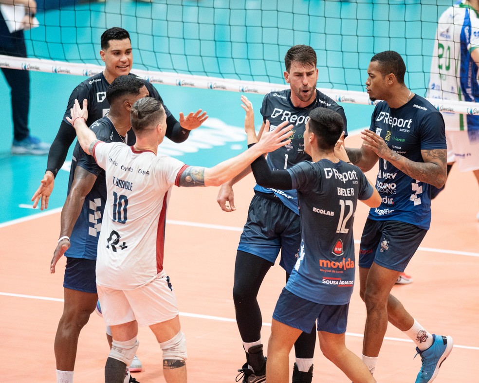 Suzano venceu Joinville fora de casa na estreia na Superliga masculina 2024/25 — Foto: Luiz Vieira