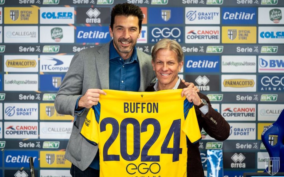 Buffon desiste de nova temporada pelo Parma e anuncia aposentadoria aos 45  anos