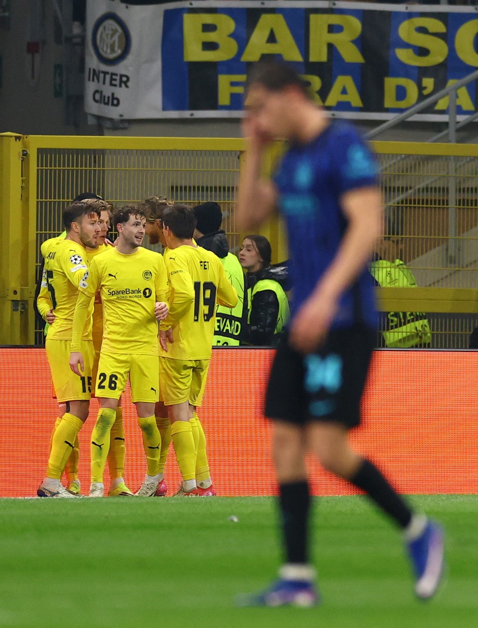 Bodo/Glimt comemora gol sobre a Inter de Milão na Champions — Foto: Reuters