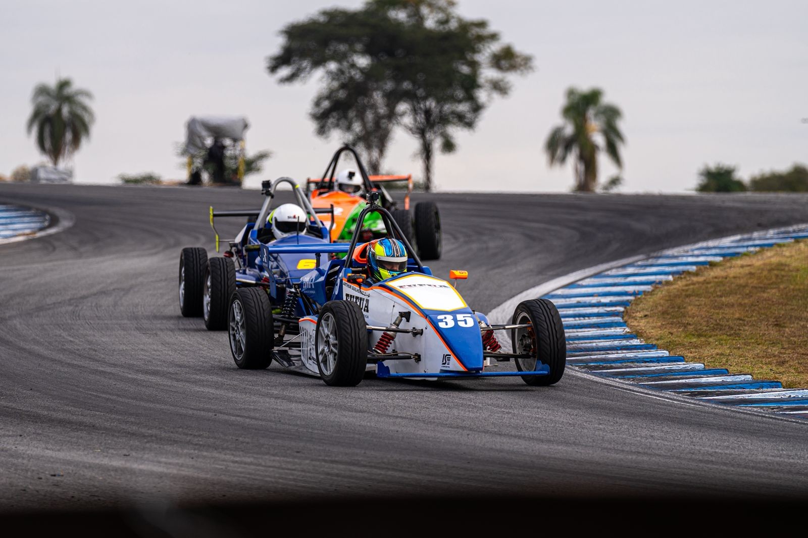 Caruaruense vence duas corridas seguidas na Fórmula E | Ge