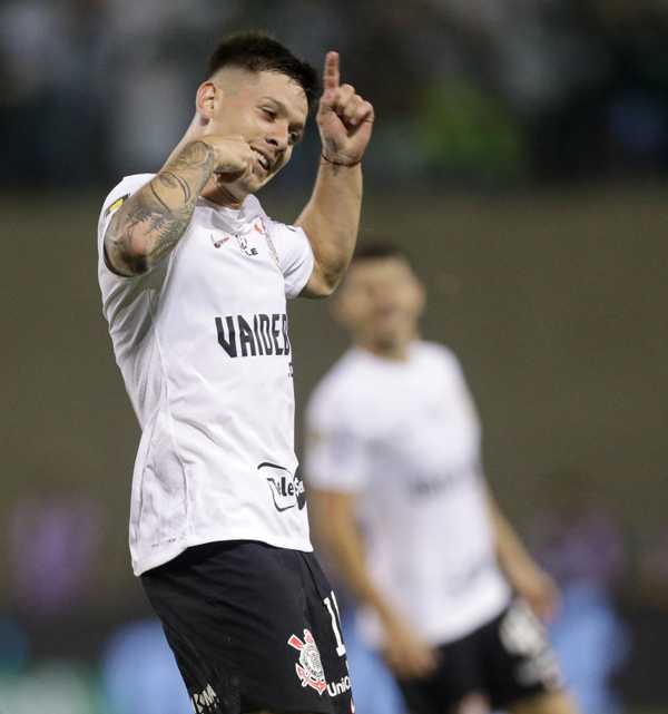 Raniele revela bastidores do gol de Garro no Corinthians: 