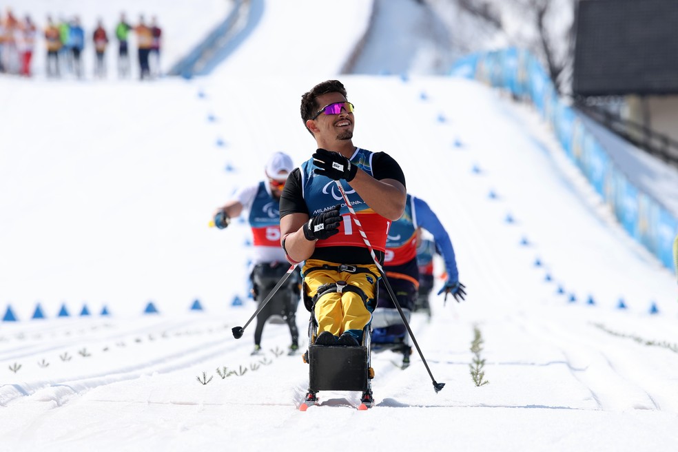 Cristian Ribera na semifinal do sprint sentado nas Paralimpíadas — Foto: Alex Grimm/Getty Images