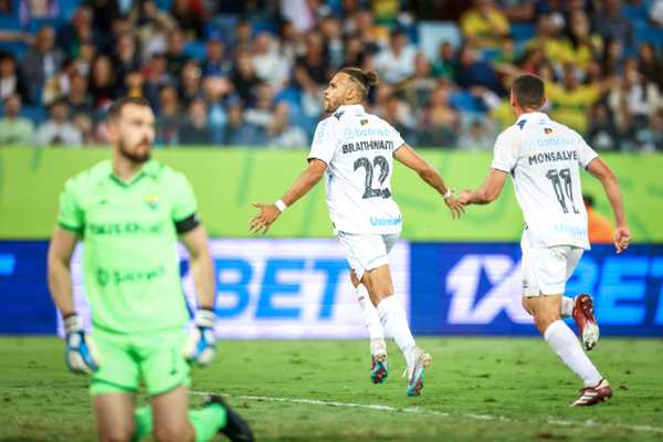 Reforços impulsionam Grêmio para 13 pontos em 15 no Brasileirão