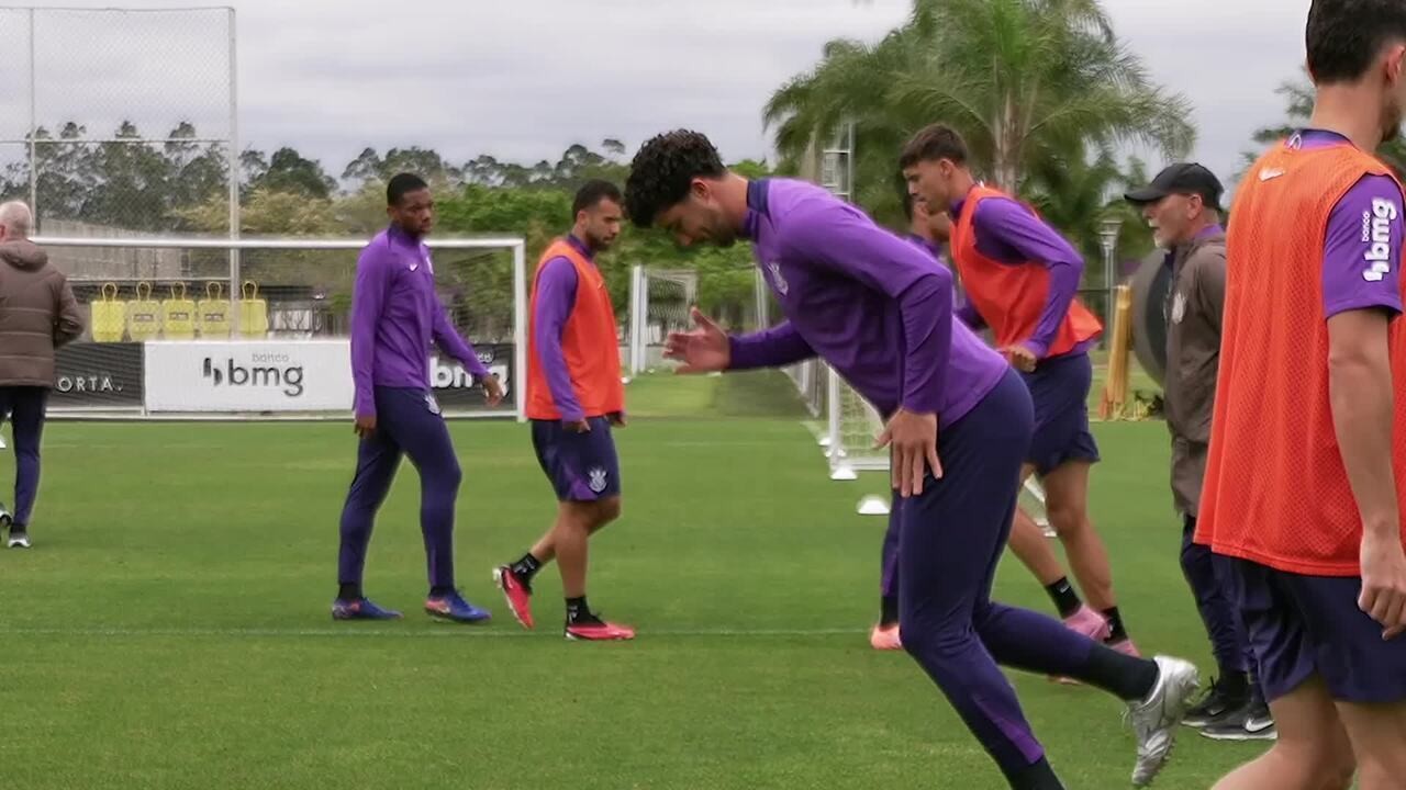 Memphis marca pela Holanda e explica perda de passaporte no Brasil: 