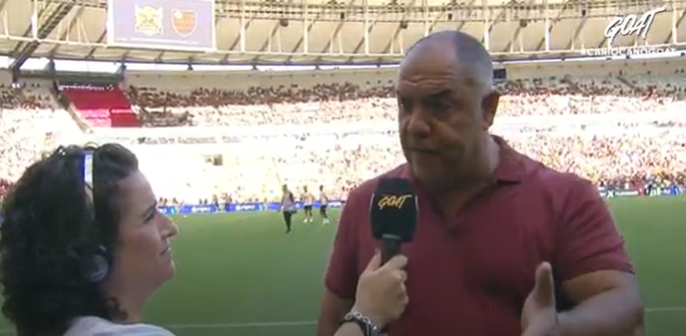 Braz no poder frequentar o gramado do Maracan  Foto: Reproduo