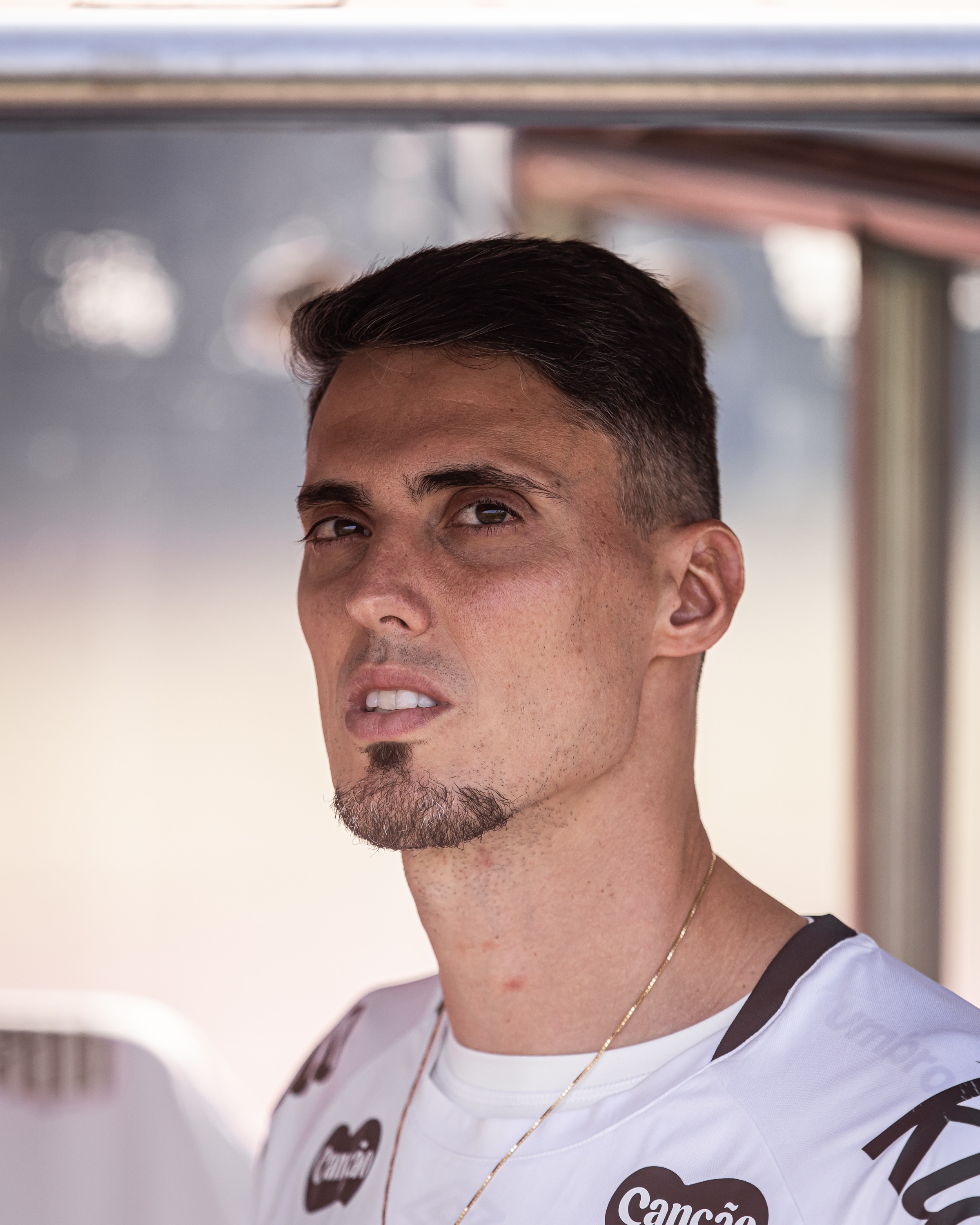 Por que o Santos manteve a comissão técnica mesmo com saída de Cleber Xavier