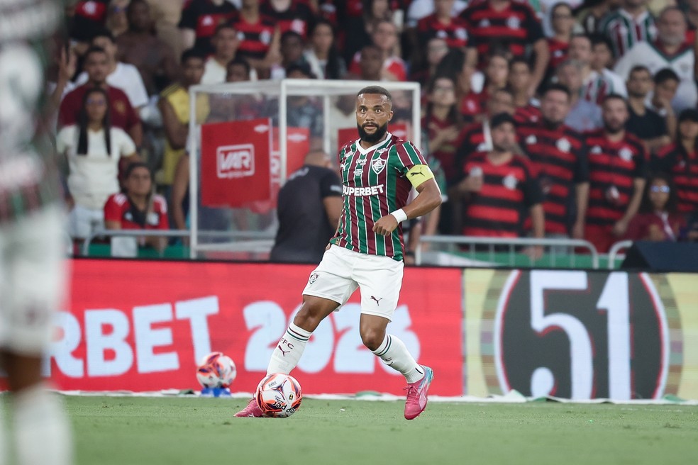 Samuel Xavier destaca força do Fluminense e mira conquistas na temporada