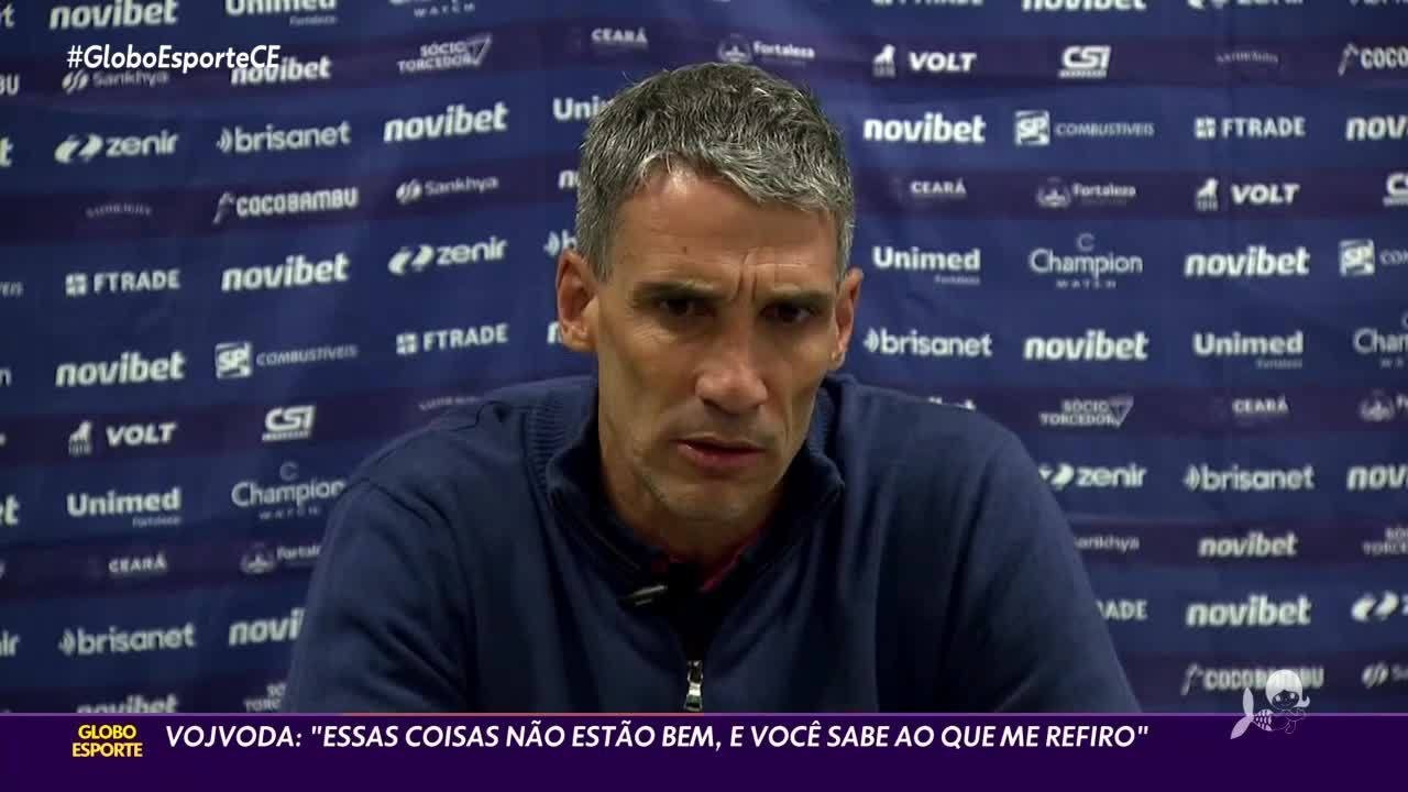 Vojvoda comenta sobre pênalti marcado para Palmeiras