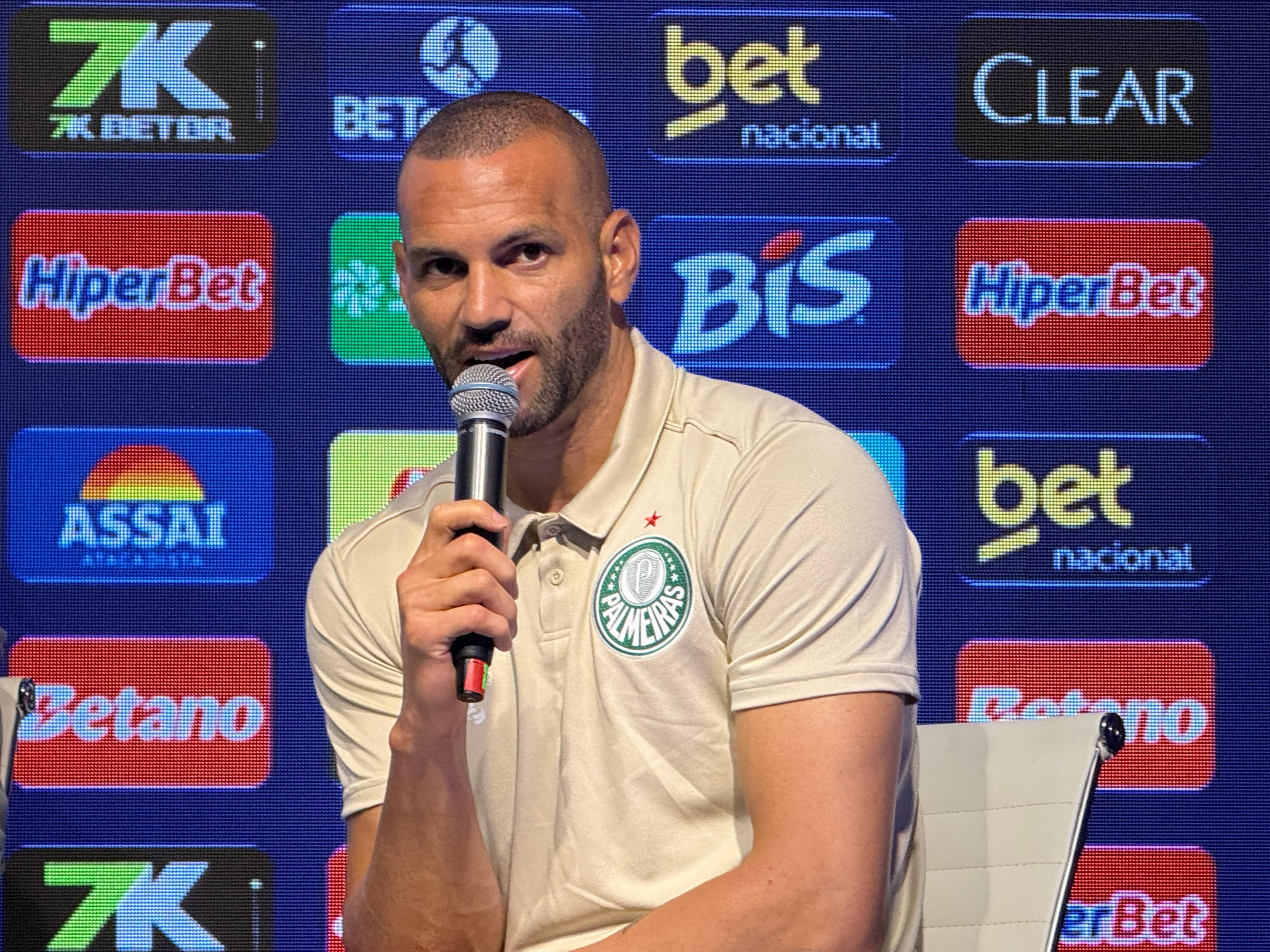 Weverton destaca importância do Paulistão como oportunidade de fazer história no Palmeiras