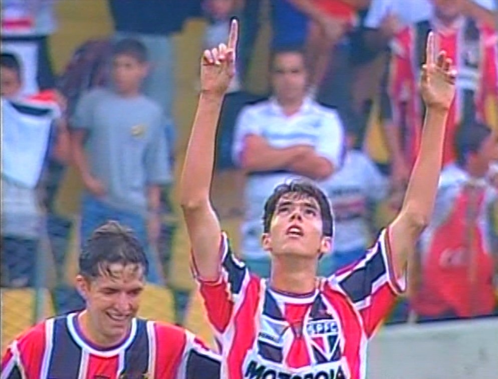 De Kaká a escudos parecidos: qual a relação do São Paulo com adversário inédito
