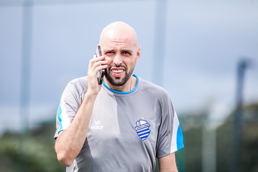 Hugo Leahy declara apoio a Rafael e projeta retorno ao CSA: "Estou ao lado dele para o que precisar"