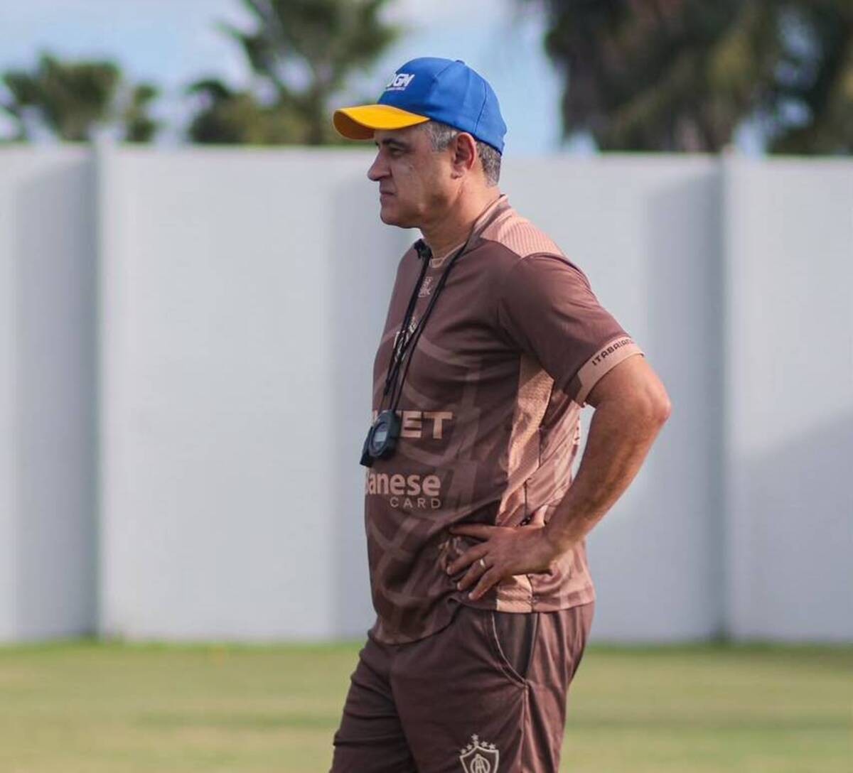Com retornos para o clássico, Chamusca despista sobre esquema do Itabaiana