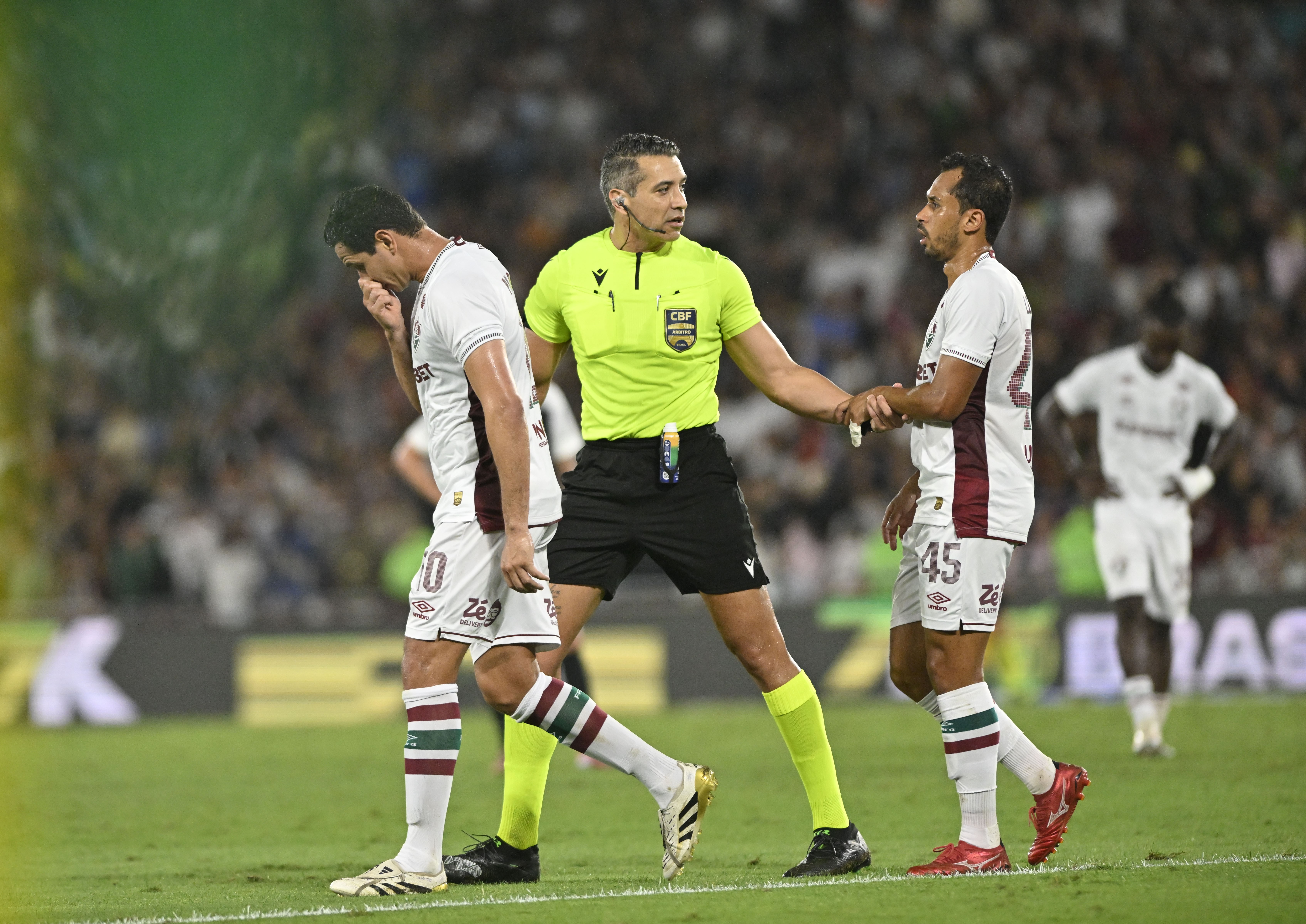 Ganso tem lesão constatada e vira desfalque no Fluminense