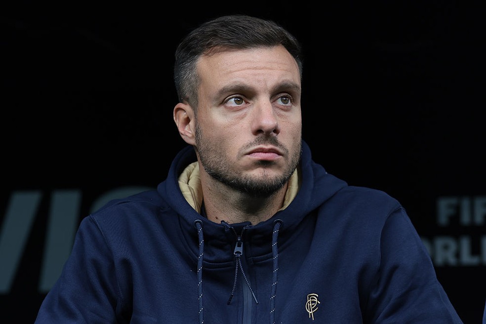 Mart�n Anselmi � o novo t�cnico do Botafogo � Foto: Jonathan Moscrop/Getty Images