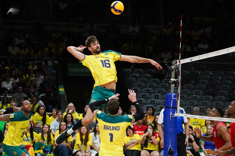 Lucão em ação pela seleção na Liga das Nações 2024 — Foto: Maurício Val/FV Imagens/CBV