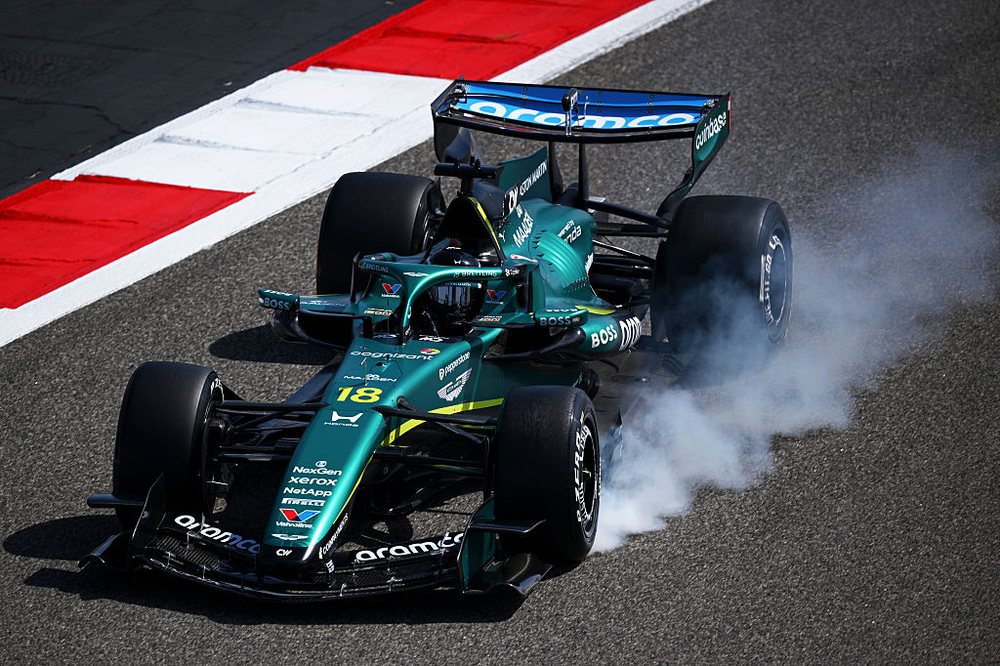 Stroll ironiza desempenho e diz que pintura é “única coisa boa” na Aston Martin