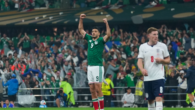 México x Inglaterra gol Raúl Jiménez