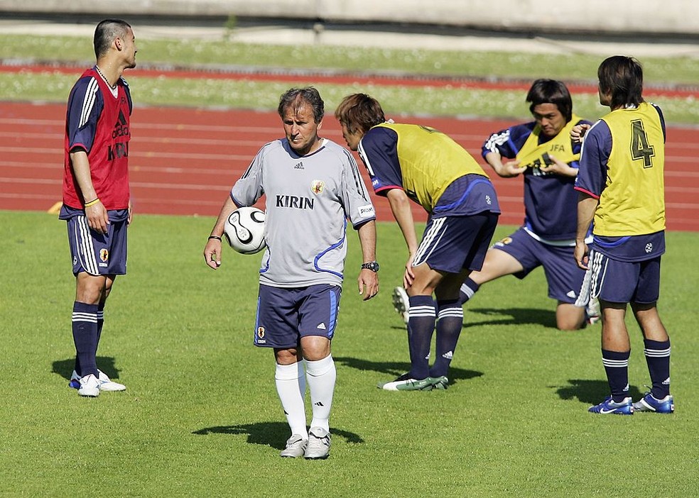 Zico foi treinador da seleção do Japão — Foto: Andreas Rentz/Bongarts/Getty Images