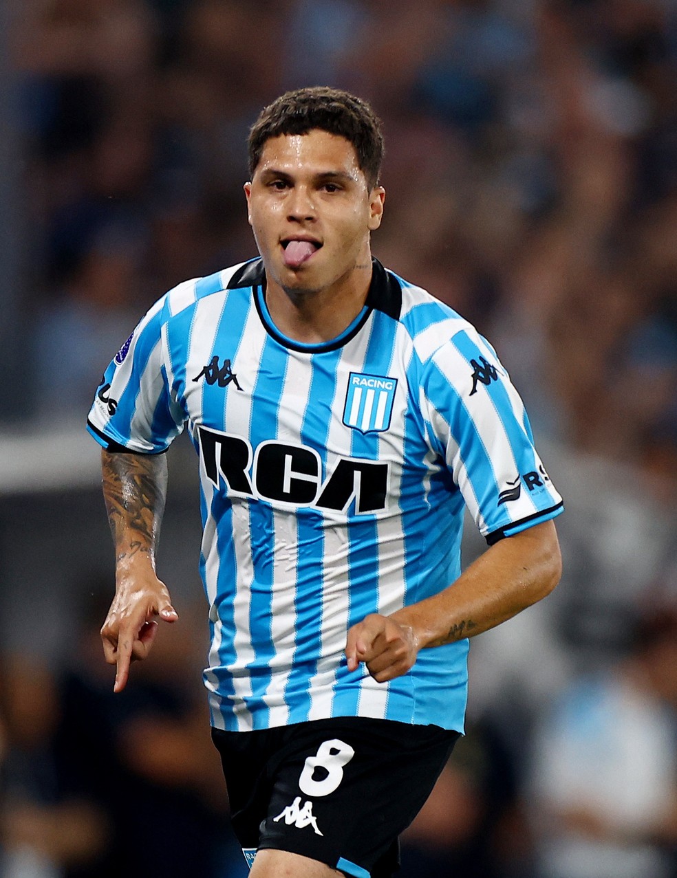 Quintero comemora gol do Racing contra o Corinthians