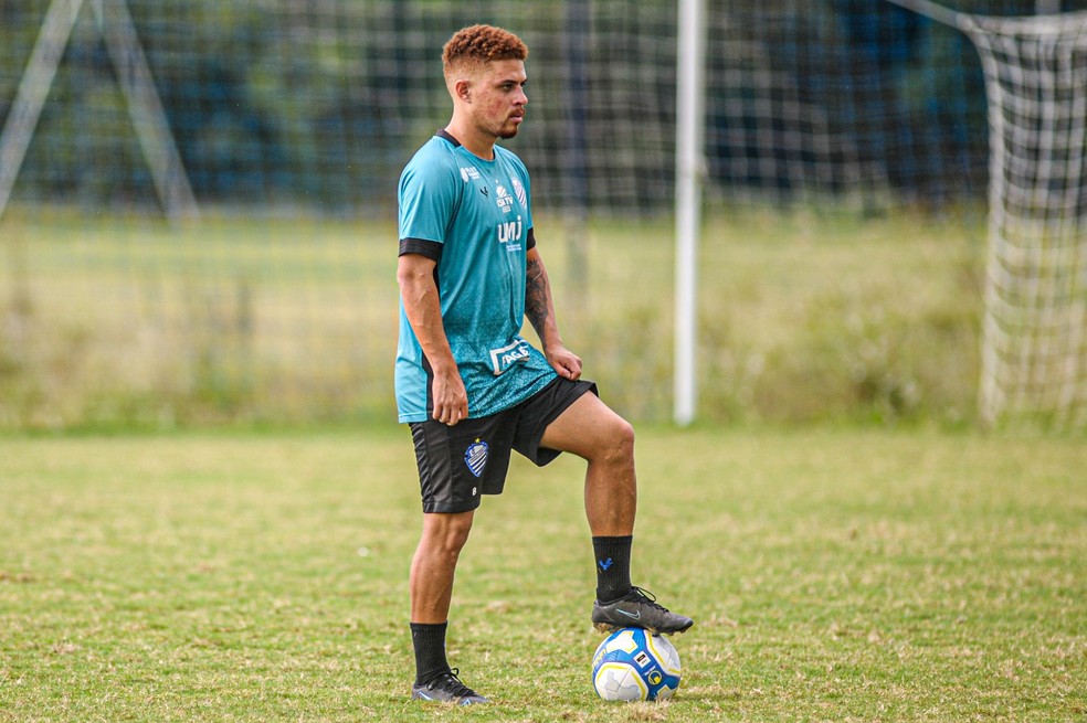 Foguinho começa a trabalhar no CSA — Foto: Augusto Oliveira/Ascom CSA
