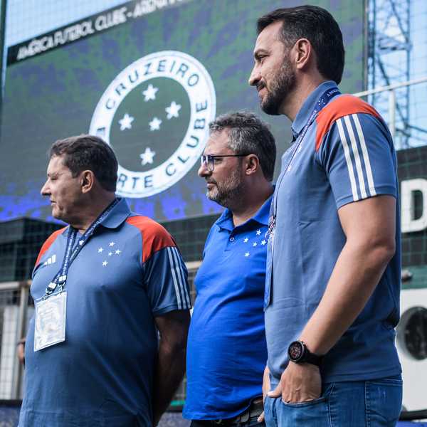 Cruzeiro intensifica saídas de jogadores e se aproxima de acerto com time.