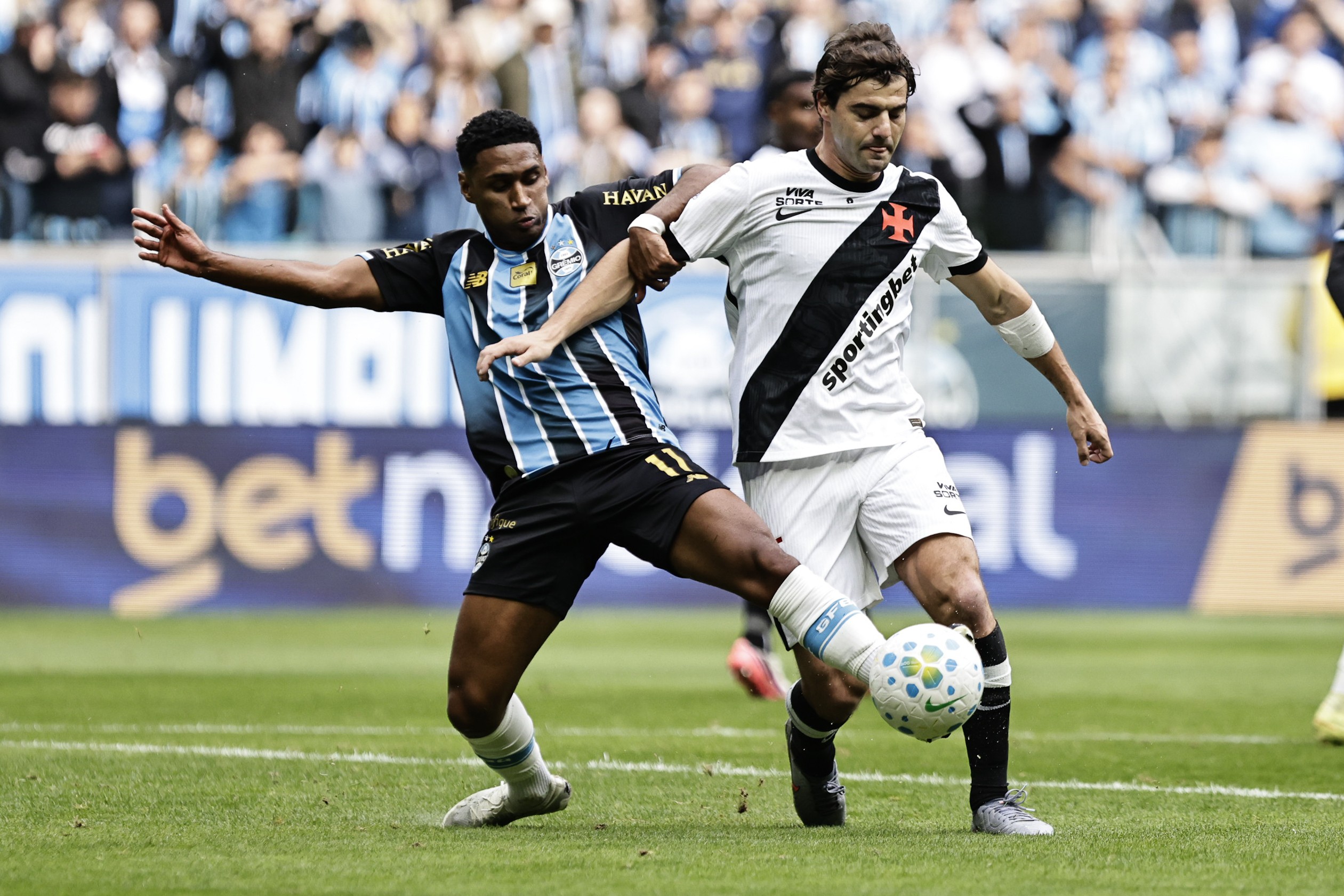 Vasco ganhou merecendo na Arena