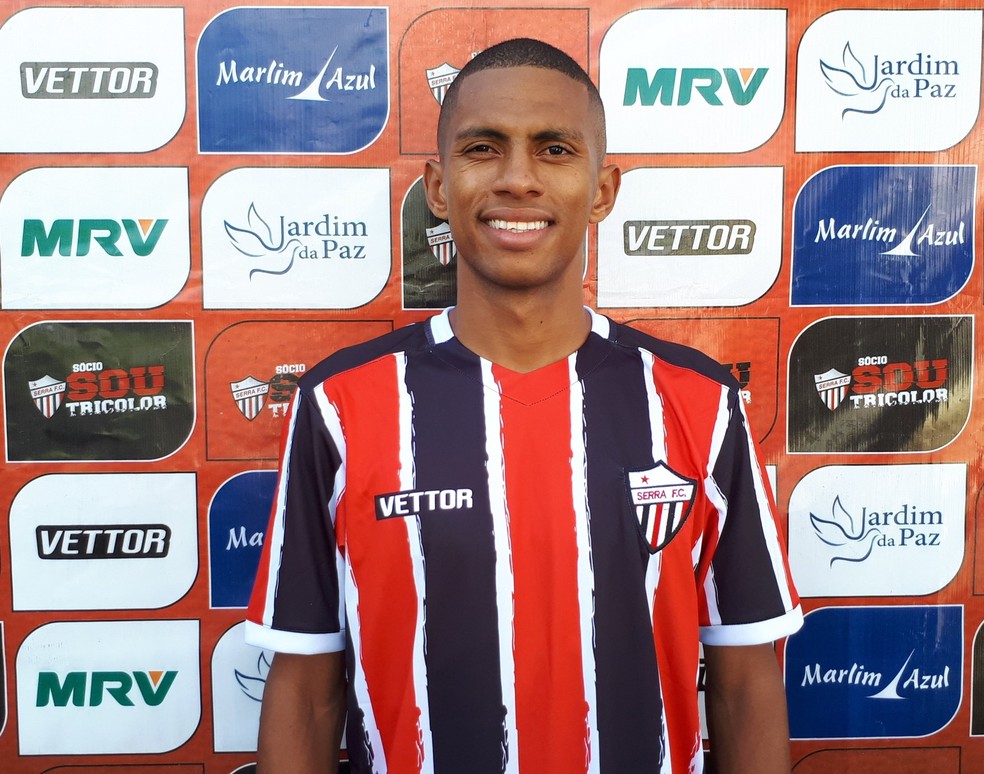 Wesley, ex-Atlético Tubarão, marca na Libertadores e ajuda Flamengo na  busca pela classificação - Esporte 