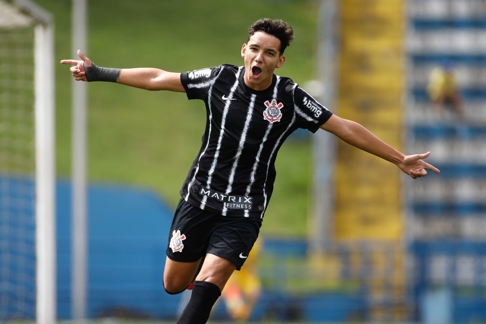Venceslauense mudou de posição no ano passado e potencializou poder de gols — Foto: Rodrigo Gazzanel/Agência Corinthians