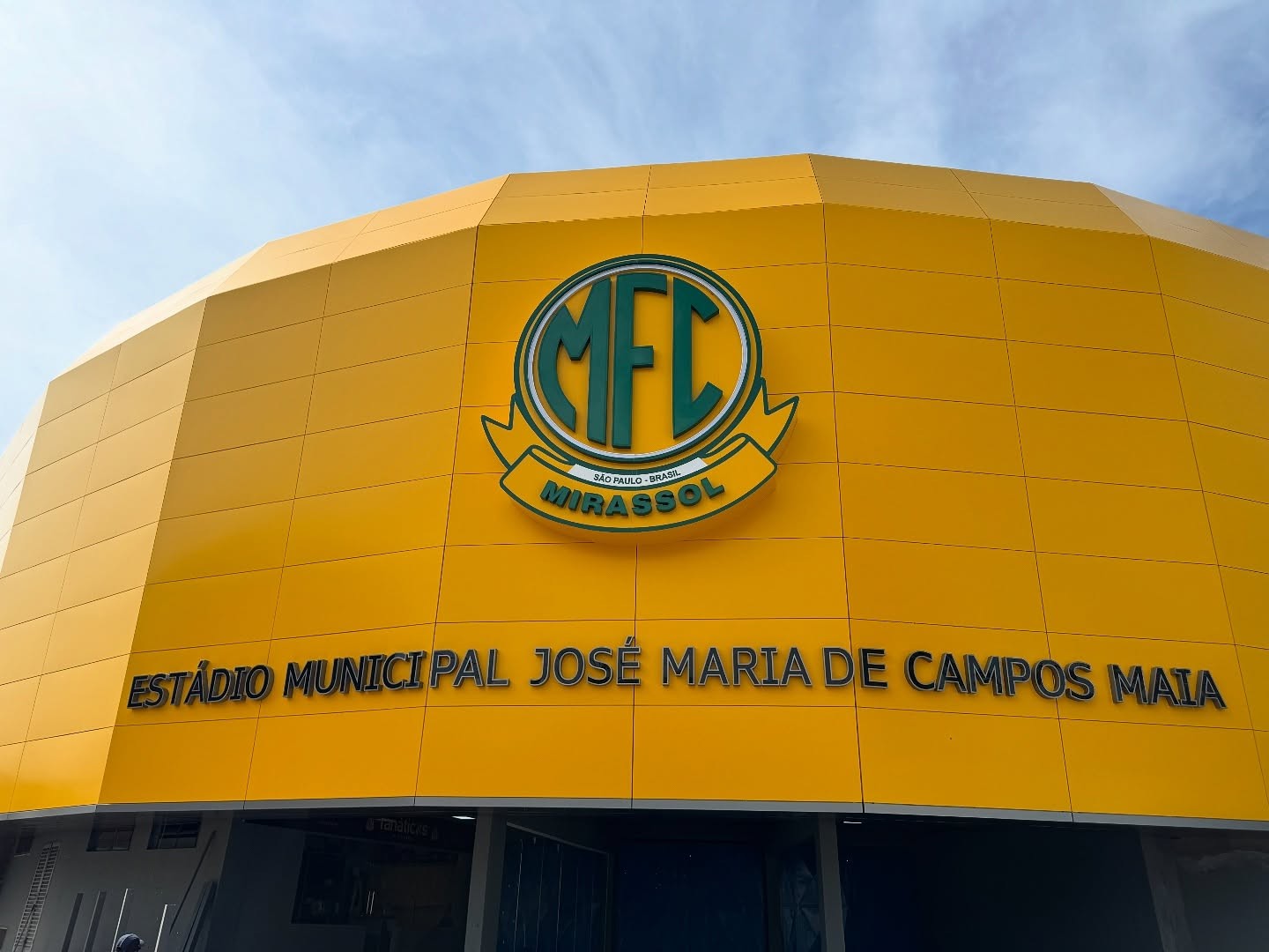 COM O GRÊMIO ONDE ELE ESTIVER! Ingressos para jogo em Mirassol estão à venda pela internet