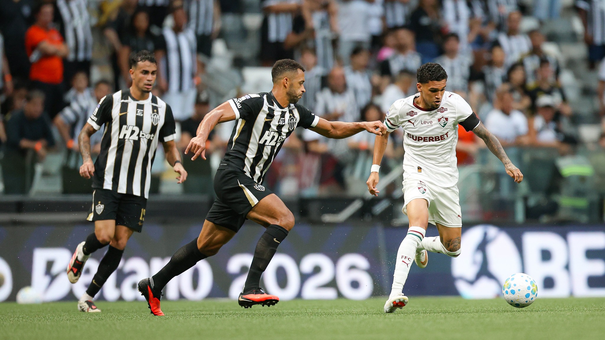 Reprodução de Riquelme Felipe em jogo pelo Fluminense