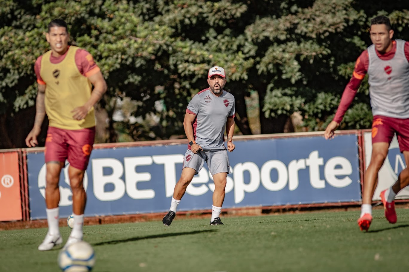 Vila Nova perde duas posições e termina rodada da Série B em quarto | Ge
