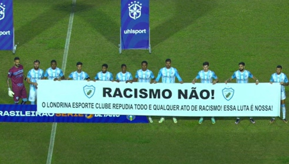 Jogadores do City são alvos de racismo após derrota na Champions